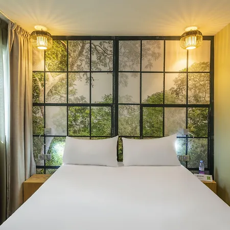 Ibis Styles Parc Des Expositions De Hotell 3*