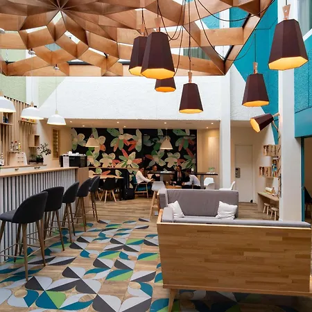 Ibis Styles Parc Des Expositions De Hotel 3*