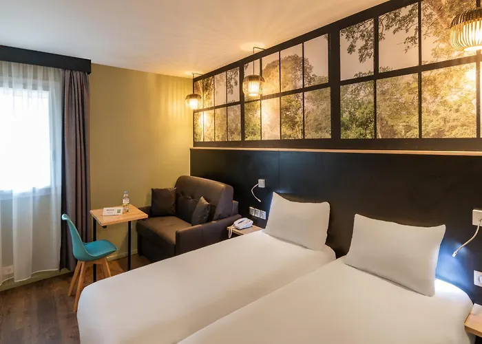 イビス スタイルズ パルク デ ゼクスポジシオン ド ヴィルパントー ホテル 3*