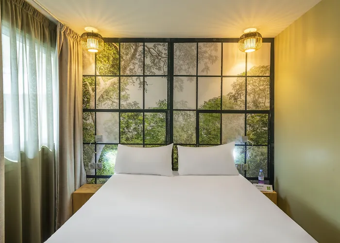 イビス スタイルズ パルク デ ゼクスポジシオン ド ヴィルパントー ホテル 3*