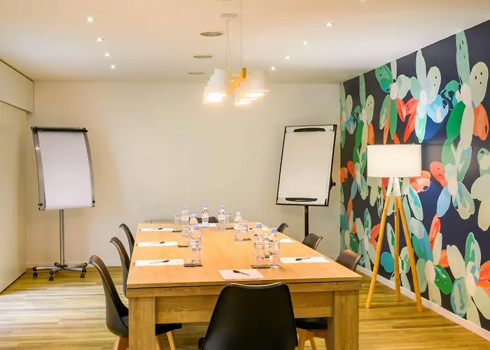 イビス スタイルズ パルク デ ゼクスポジシオン ド ヴィルパントー ヴィルパント